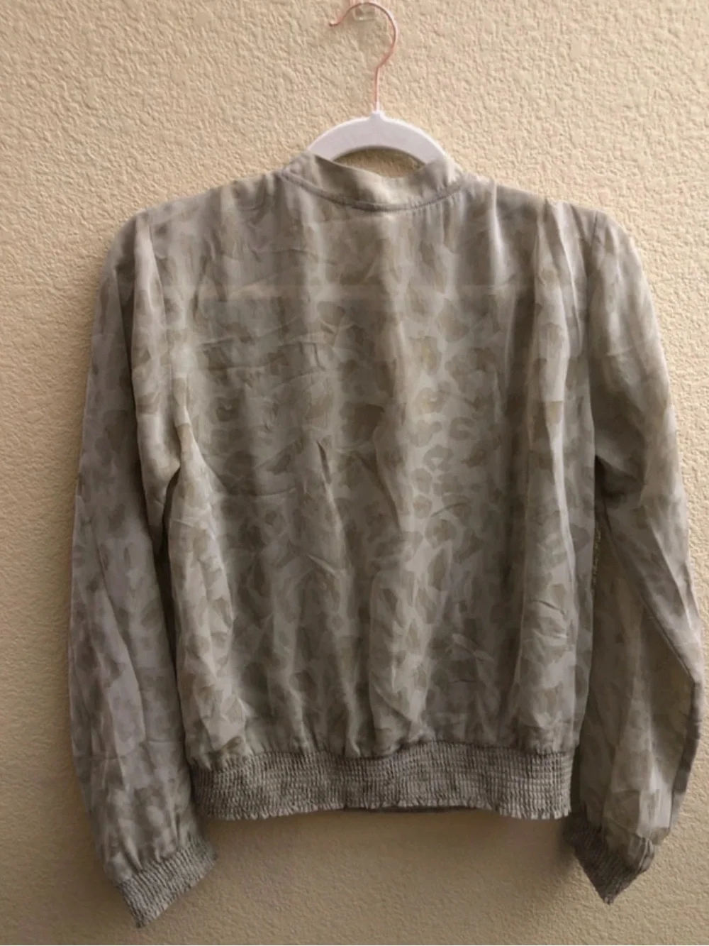 Mystree Light Gray Subtle Pattern Jacket - Picture 7 of 7